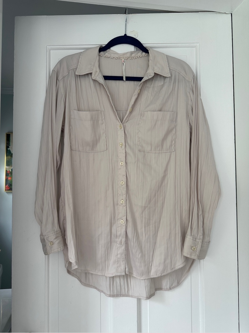 Anthropologie Crinkle Relaxed Button Down Preppy Blouse in Size Small